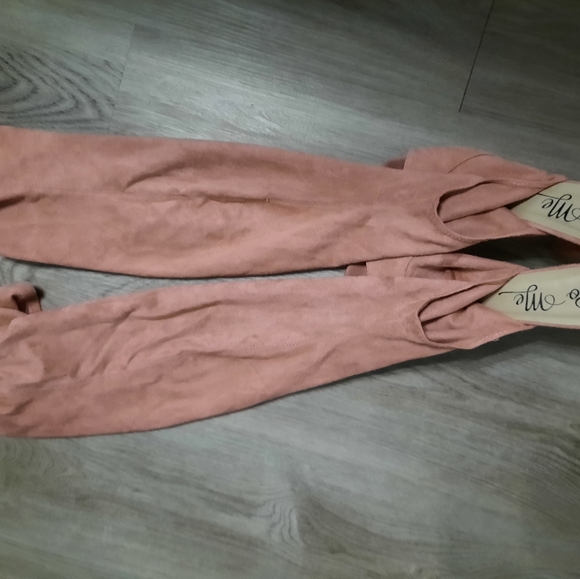 Thigh High Boots - Picture 5 of 6